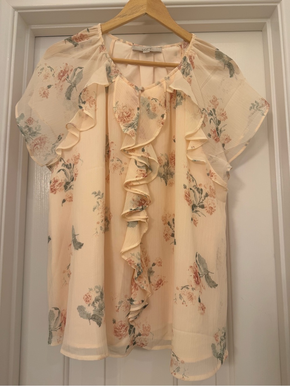 LOFT Peach  Floral Ruffle Blouse